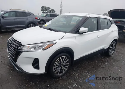 2022 Nissan Kicks Sv Xtronic Cvt из США, поврежденный, VIN 3N1CP5CV6NL525803